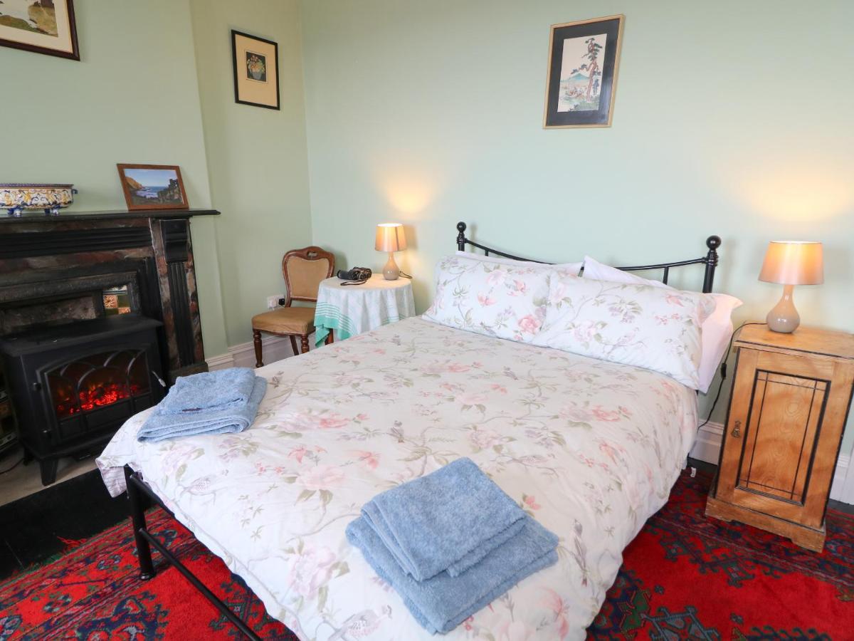 Carriguisnagh Villa Ballycastle Exteriör bild